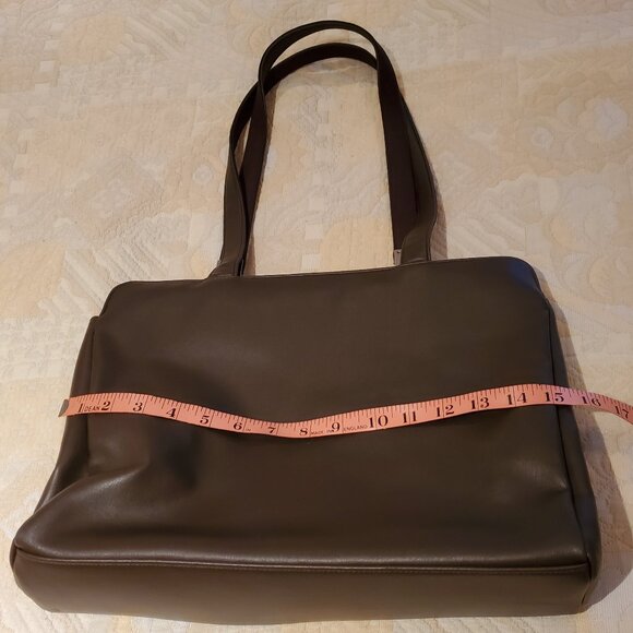 Liz Claiborne leather purse brown; lots of compartments and detail - Picture 1 of 11